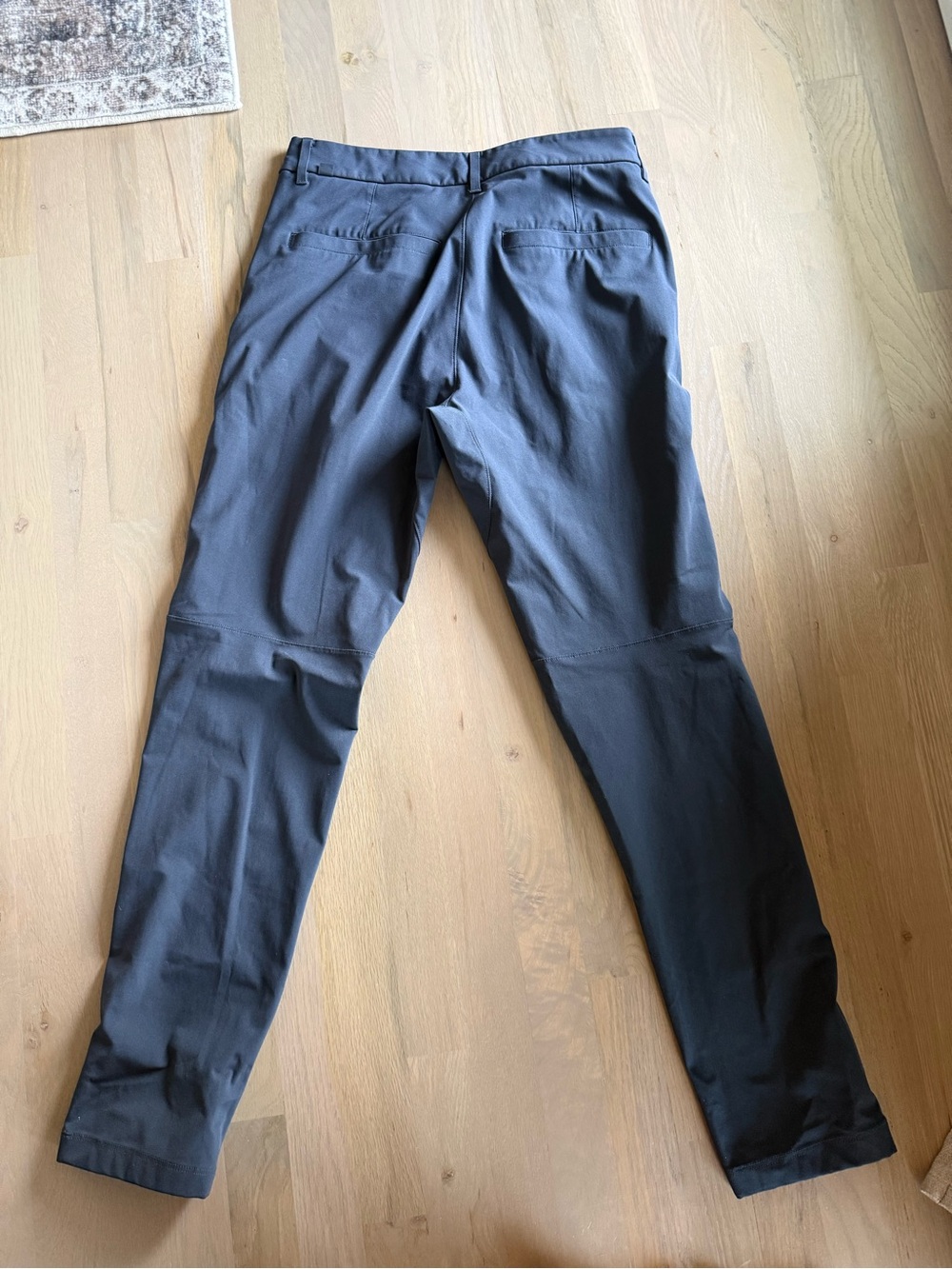 Lululemon Men's Slim commission Pants in Dark Gray 30 x 32